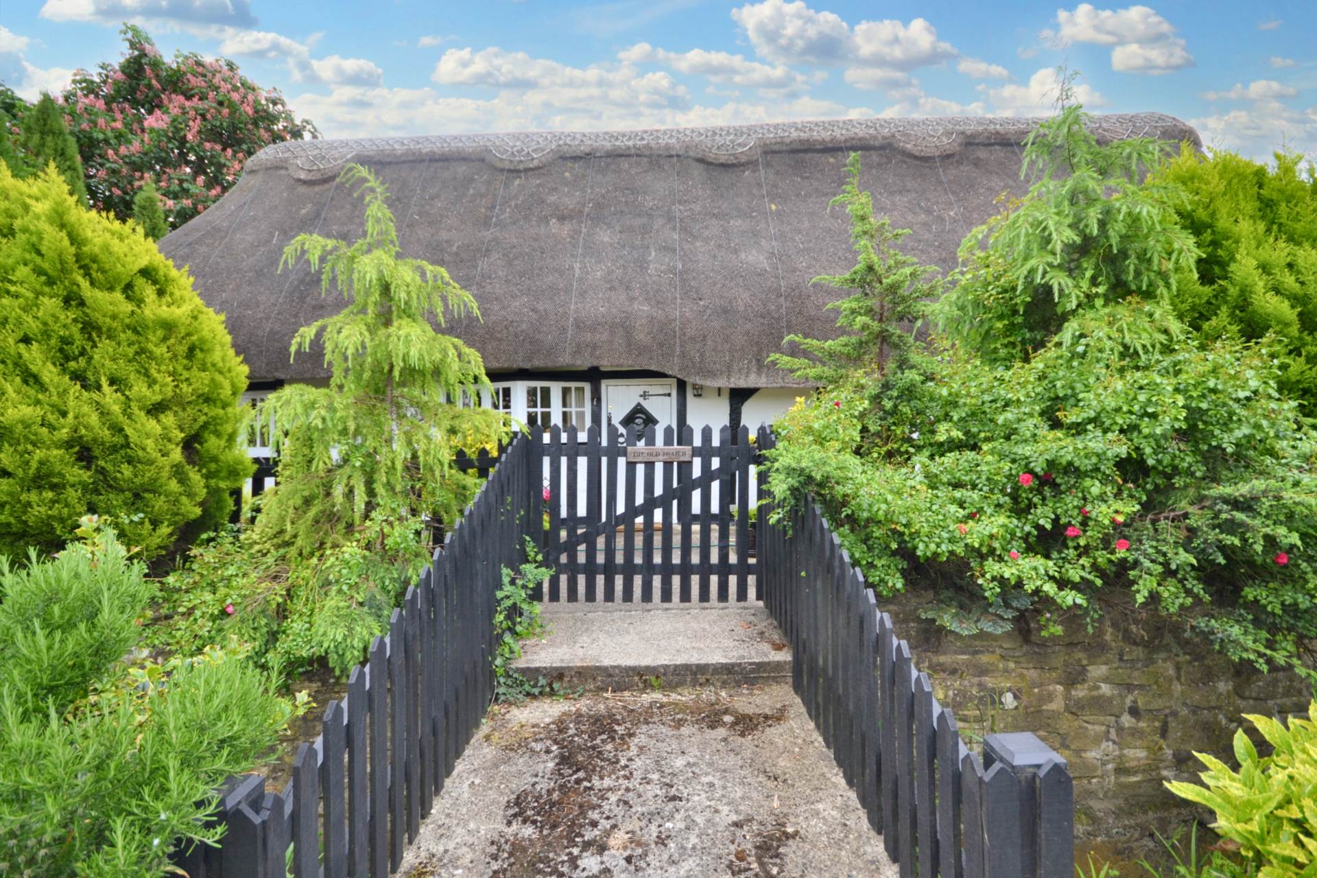 Church Lane, Hardwicke, Gloucestershire, Image 4