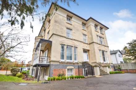 2 Bedroom Apartment, Christchurch Road, Cheltenham, Gloucestershire