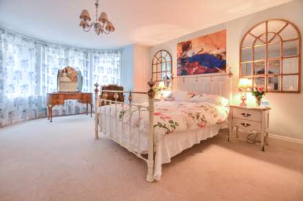 Christchurch Road, Cheltenham, Gloucestershire, Image 10