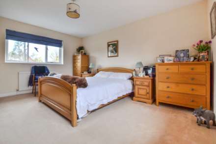 Old Tewkesbury Road, Norton, Gloucestershire, Image 10