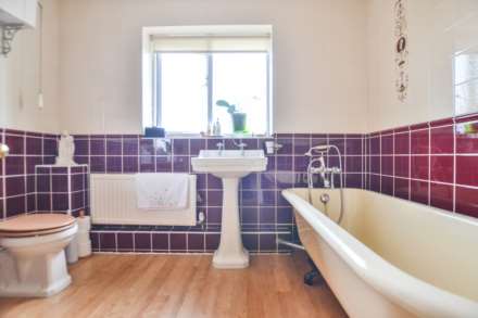 Old Tewkesbury Road, Norton, Gloucestershire, Image 16