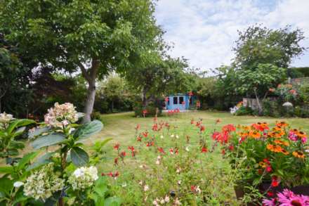 Aston on Carrant, Tewkesbury, Gloucestershire, Image 2