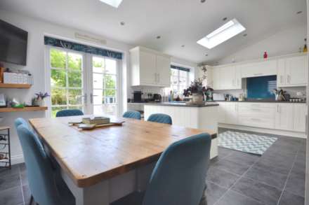 Aston on Carrant, Tewkesbury, Gloucestershire, Image 7