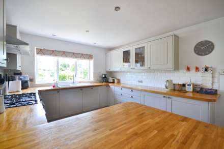 Lower Lane, Kinsham, Tewkesbury, Gloucestershire, Image 11