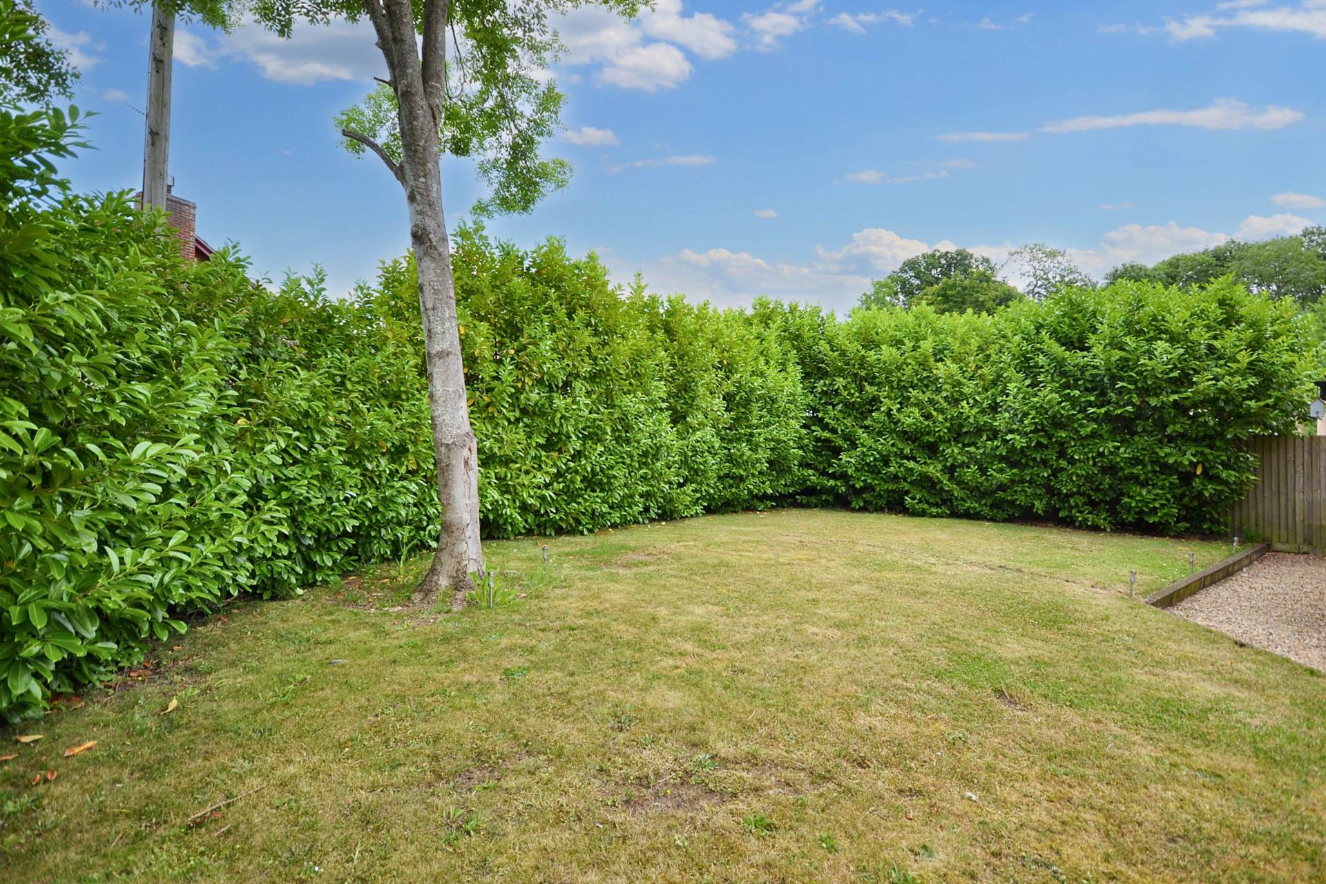 Court Road, Strensham, Worcestershire, Image 2