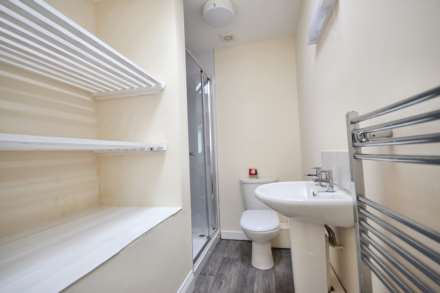 Court Road, Strensham, Worcestershire, Image 16
