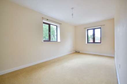 Court Road, Strensham, Worcestershire, Image 19