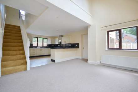 Court Road, Strensham, Worcestershire, Image 9