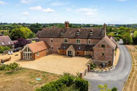 Roberts End Lane, Forthampton, Gloucestershire, Image 1