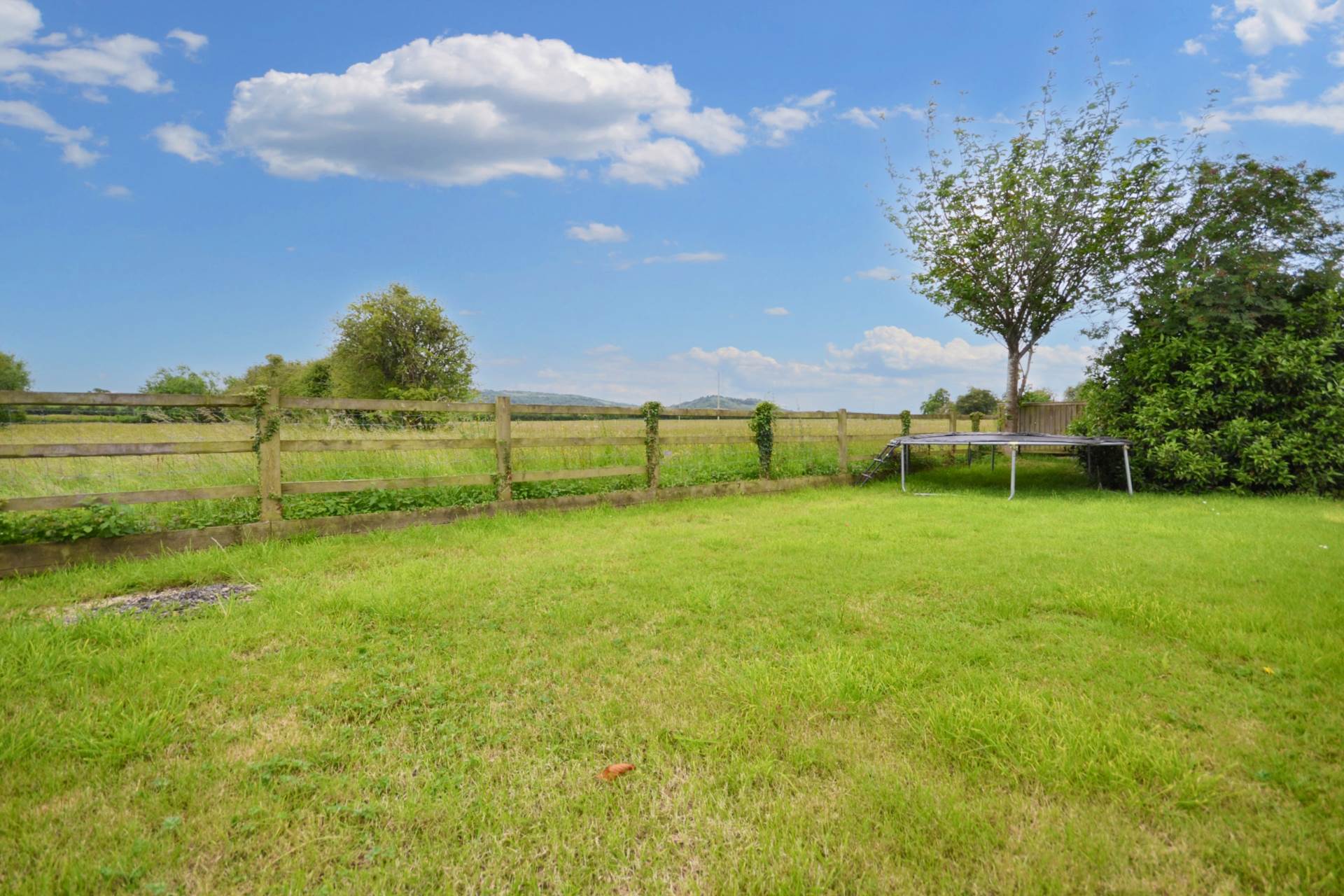 Cheltenham Road, Little Beckford, Tewkesbury, Gloucestershire, Image 2