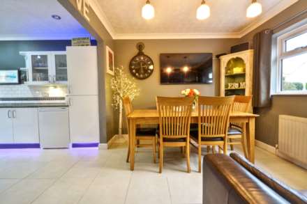 Perwell Close, Bredon, Tewkesbury, Gloucestershire, Image 8