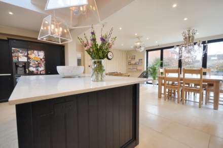 Main Road, Bredon, Tewkesbury, Gloucestershire, Image 15