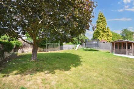 Main Road, Bredon, Tewkesbury, Gloucestershire, Image 36