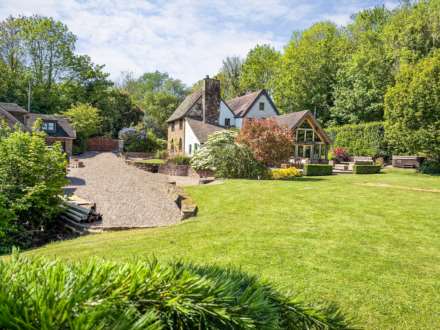 8 Bedroom Detached, Flaxley, Gloucestershire