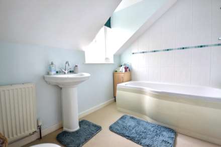 Cheltenham Road, Kinsham, Gloucestershire, Image 21