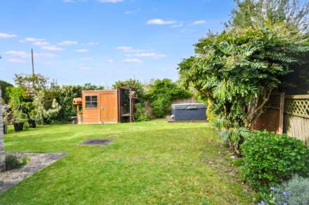 Cheltenham Road, Kinsham, Gloucestershire, Image 24