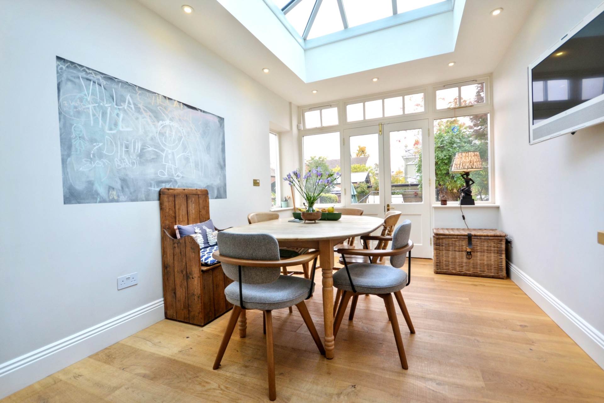 Pittville Lawn, Pittville, Cheltenham, Gloucestershire, Image 10