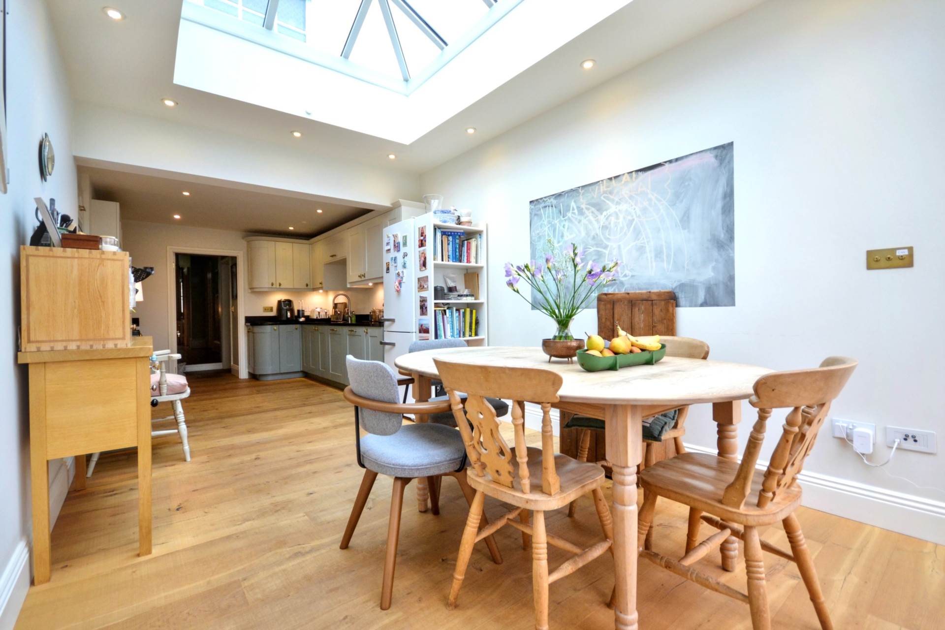 Pittville Lawn, Pittville, Cheltenham, Gloucestershire, Image 13