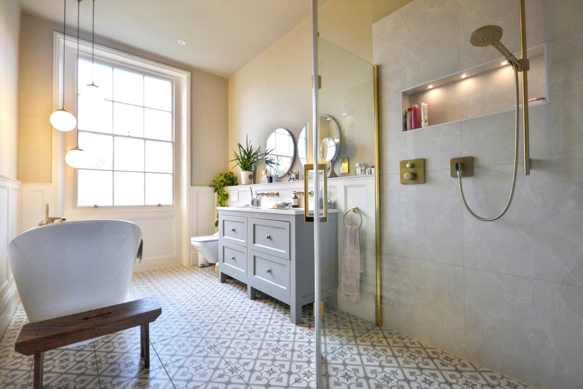 Pittville Lawn, Pittville, Cheltenham, Gloucestershire, Image 25