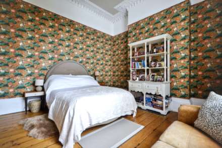 Pittville Lawn, Pittville, Cheltenham, Gloucestershire, Image 19