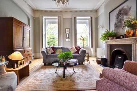 Pittville Lawn, Pittville, Cheltenham, Gloucestershire, Image 6