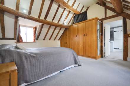 A four bedroom detached home with one bedroom detached annex, Image 21
