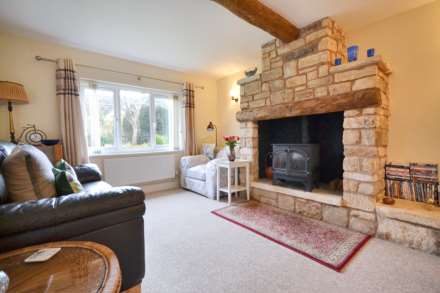 A four bedroom detached home with one bedroom detached annex, Image 37
