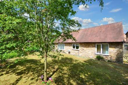 A four bedroom detached home with one bedroom detached annex, Image 45
