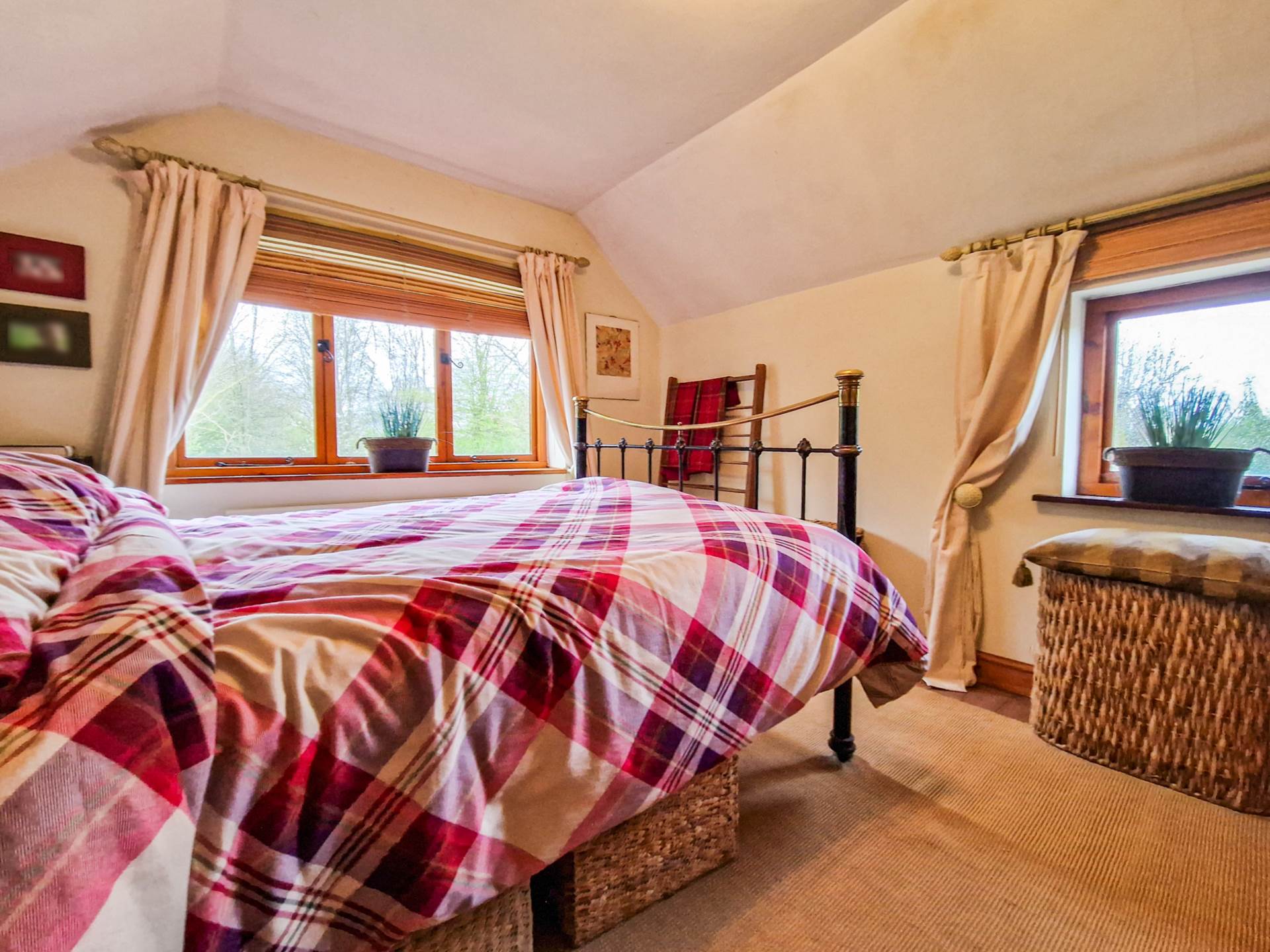 The Leigh, Gloucestershire, Image 19