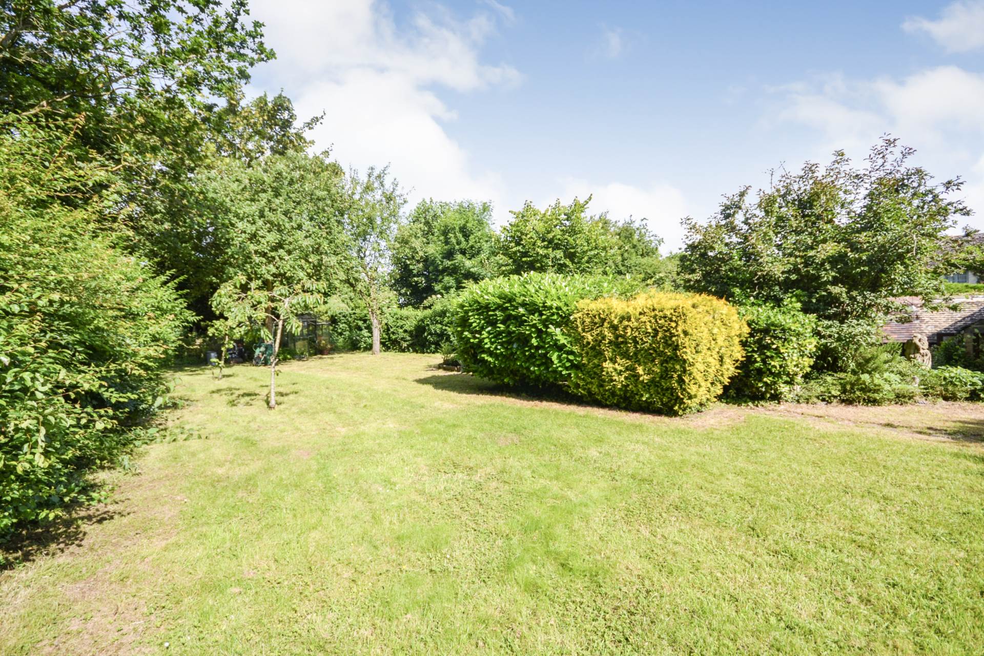 The Leigh, Gloucestershire, Image 3