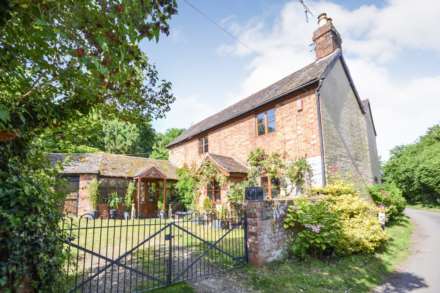 The Leigh, Gloucestershire, Image 2