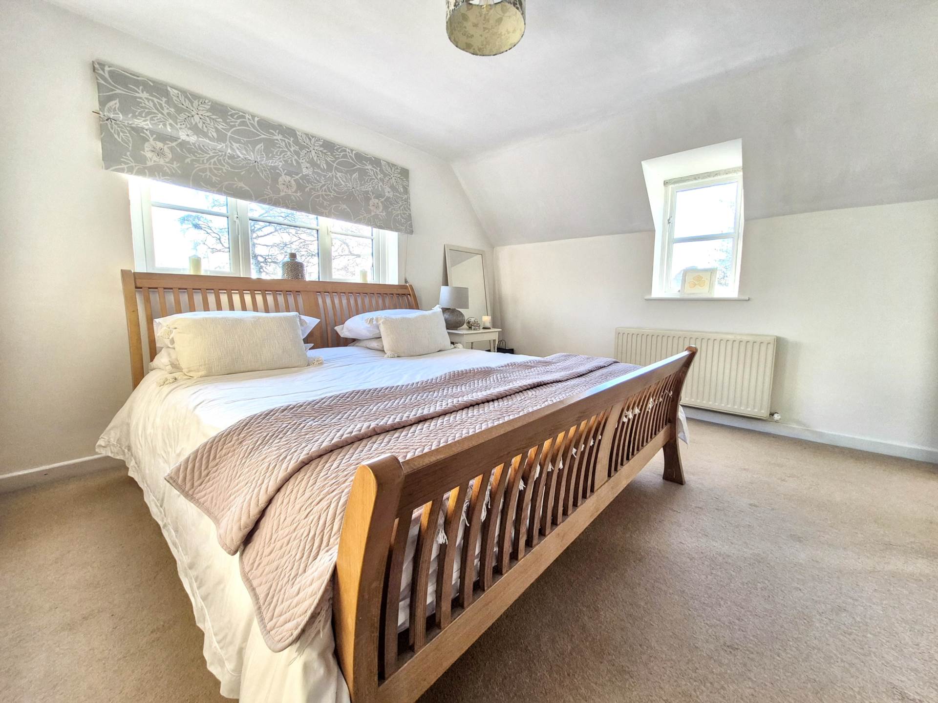 Main Road, Bredon, Tewkesbury, Gloucestershire, Image 23