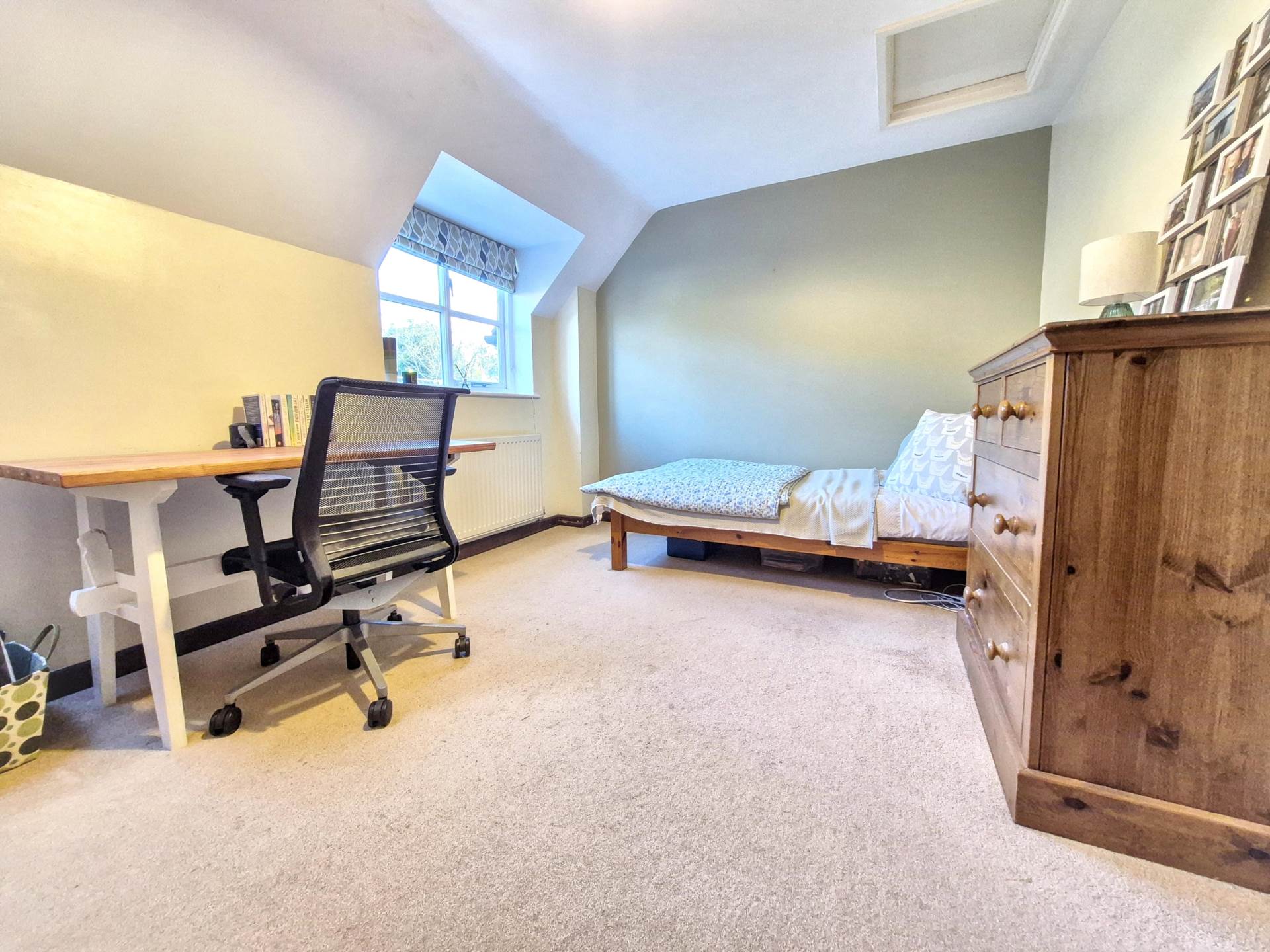 Main Road, Bredon, Tewkesbury, Gloucestershire, Image 24