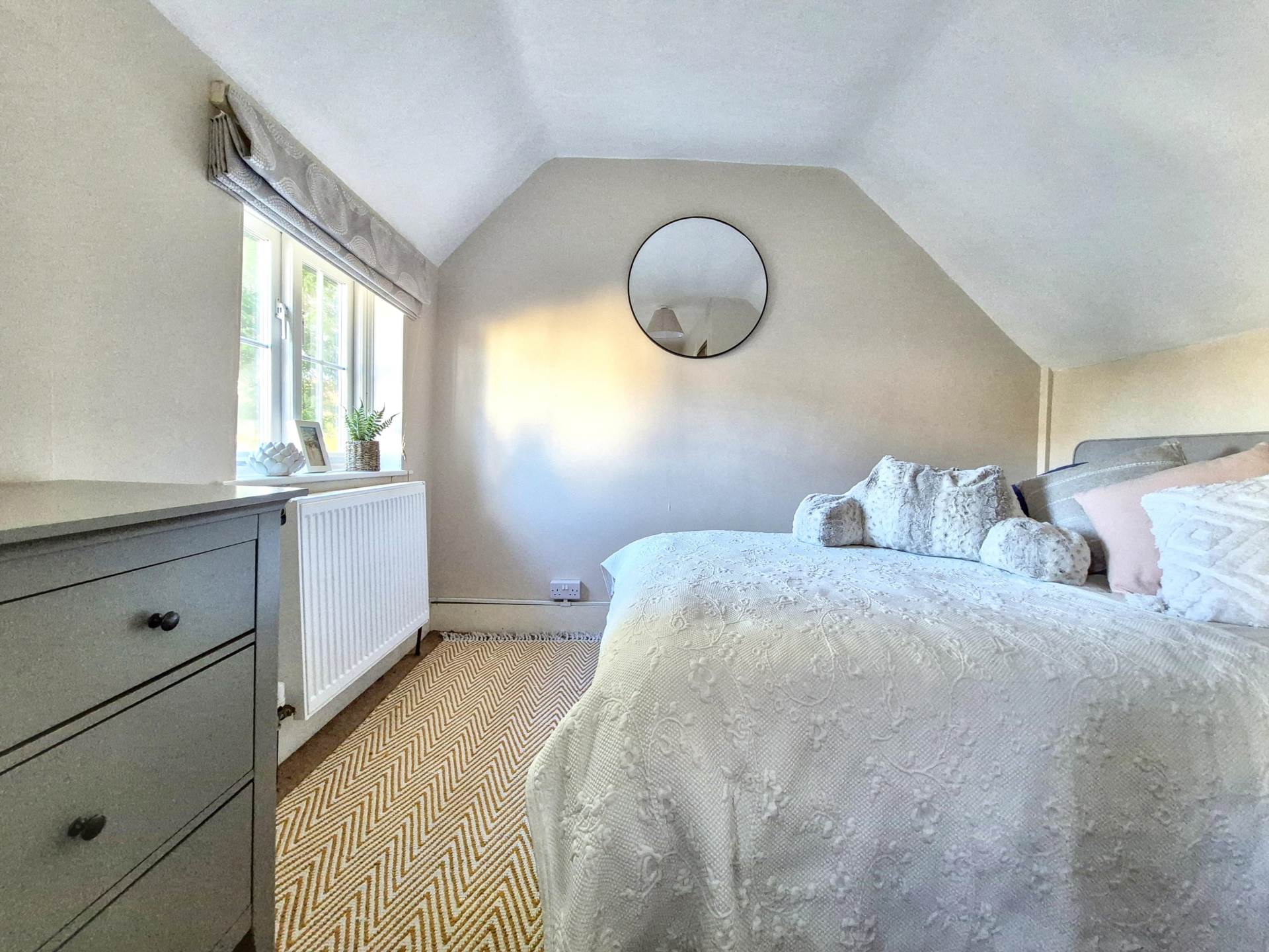 Main Road, Bredon, Tewkesbury, Gloucestershire, Image 27