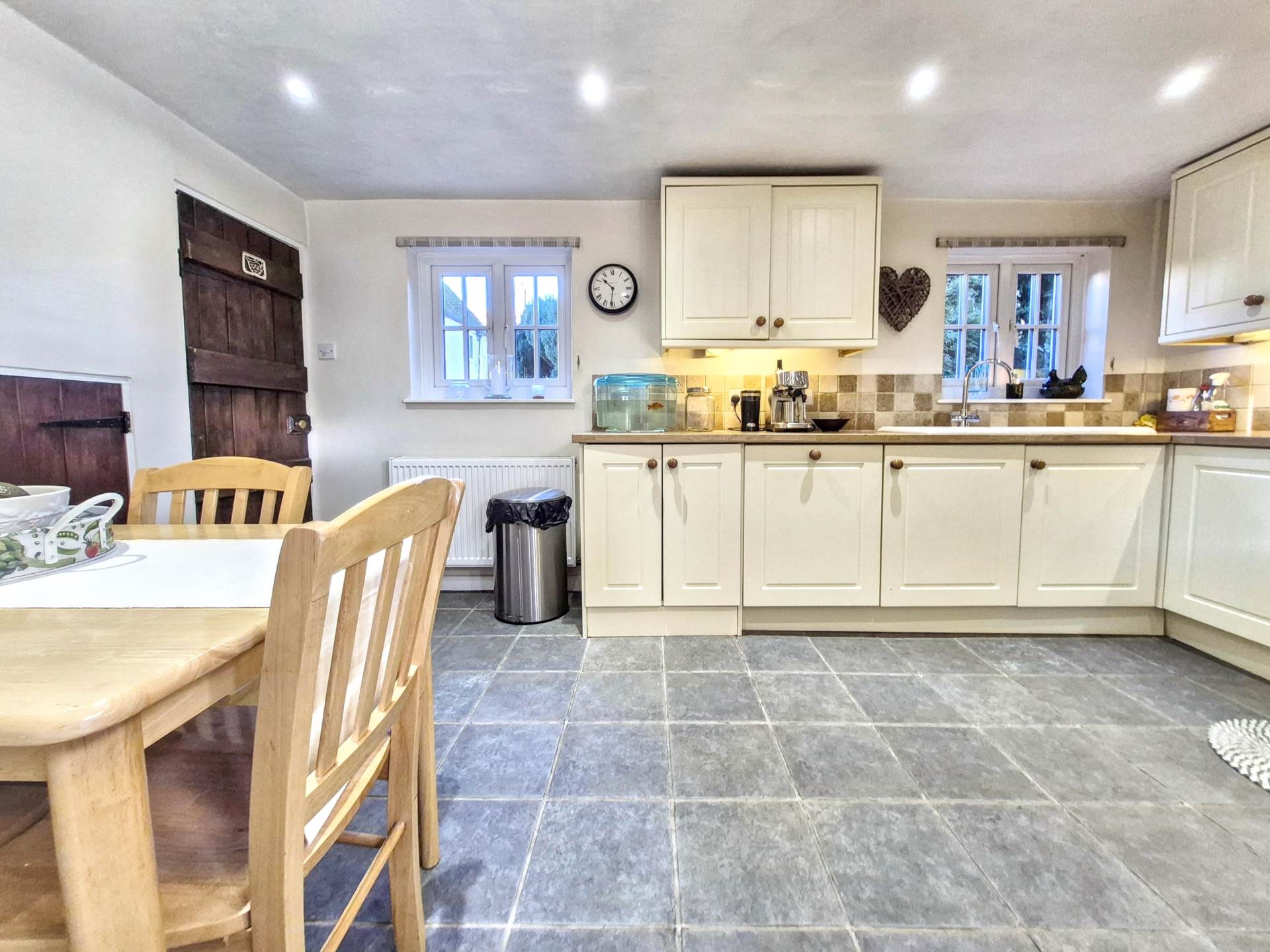 Main Road, Bredon, Tewkesbury, Gloucestershire, Image 7