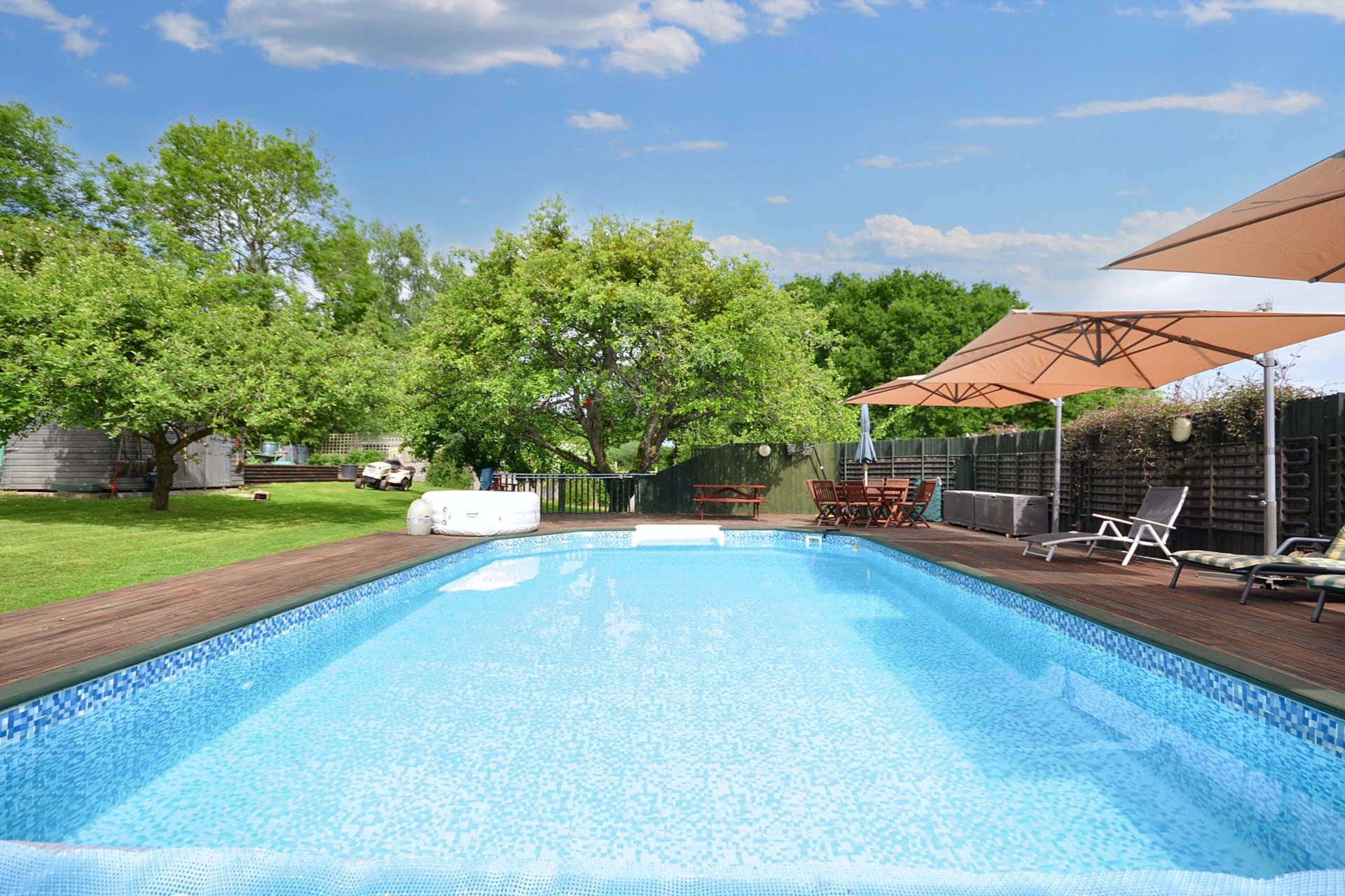 Strensham, Worcestershire, Image 2