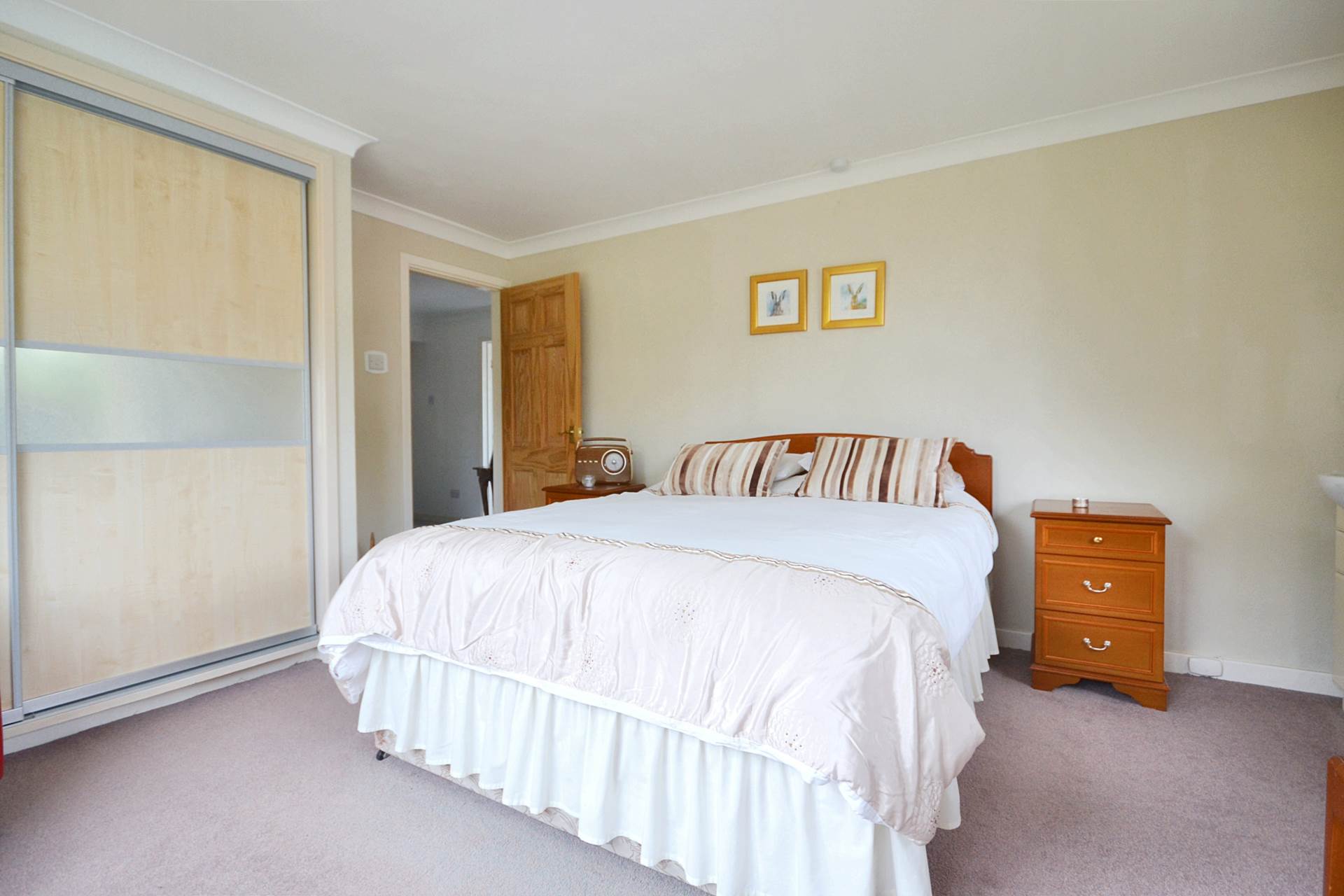 Strensham, Worcestershire, Image 28