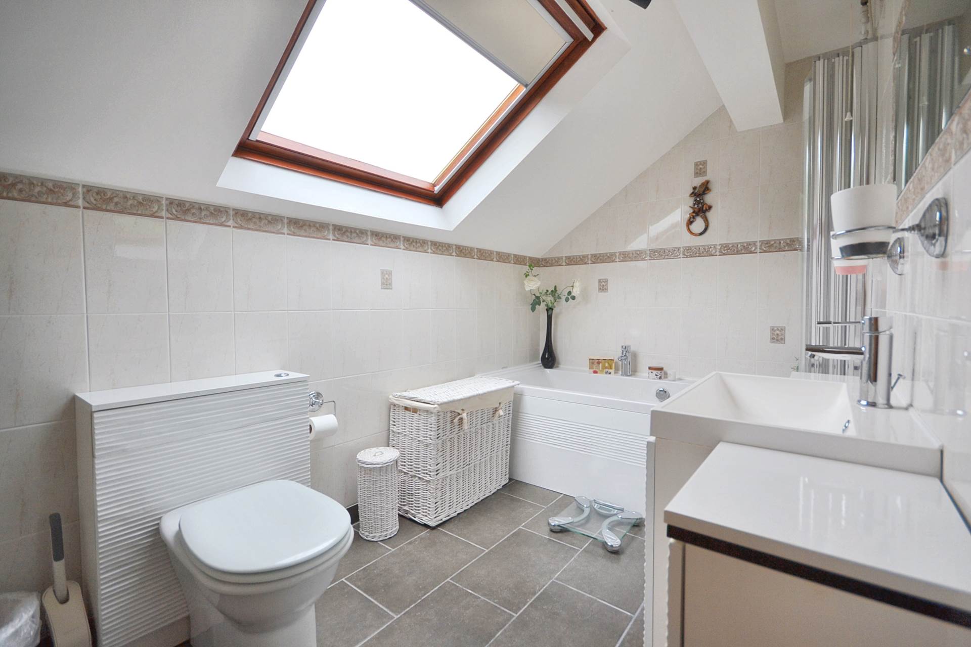 Strensham, Worcestershire, Image 30