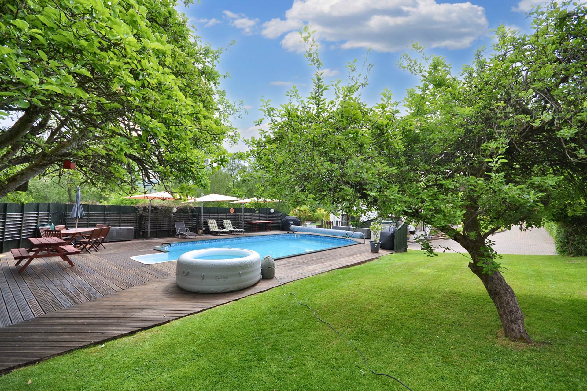 Strensham, Worcestershire, Image 32