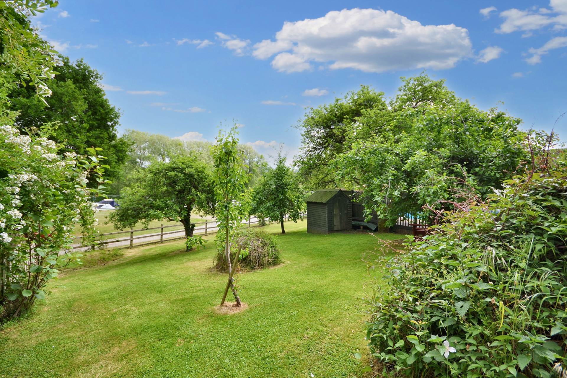 Strensham, Worcestershire, Image 37