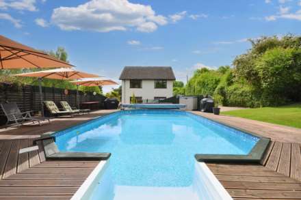 Strensham, Worcestershire, Image 34