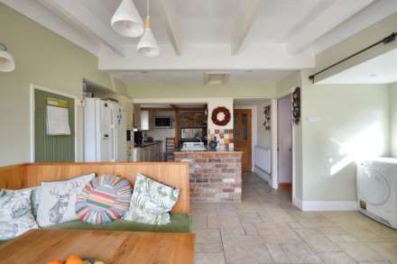 Willow Bank Road, Alderton, Tewkesbury, Gloucestershire, Image 12