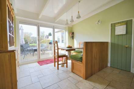 Willow Bank Road, Alderton, Tewkesbury, Gloucestershire, Image 14