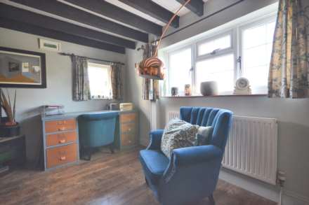 Willow Bank Road, Alderton, Tewkesbury, Gloucestershire, Image 7