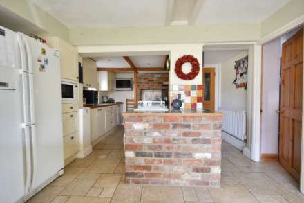 Willow Bank Road, Alderton, Tewkesbury, Gloucestershire, Image 9