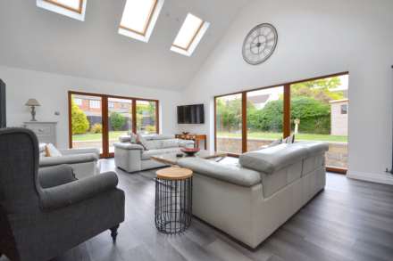 Branch Road, The Reddings, Cheltenham, Gloucestershire, Image 11