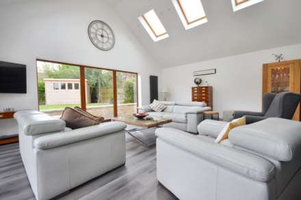 Branch Road, The Reddings, Cheltenham, Gloucestershire, Image 12