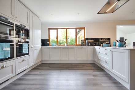 Branch Road, The Reddings, Cheltenham, Gloucestershire, Image 5