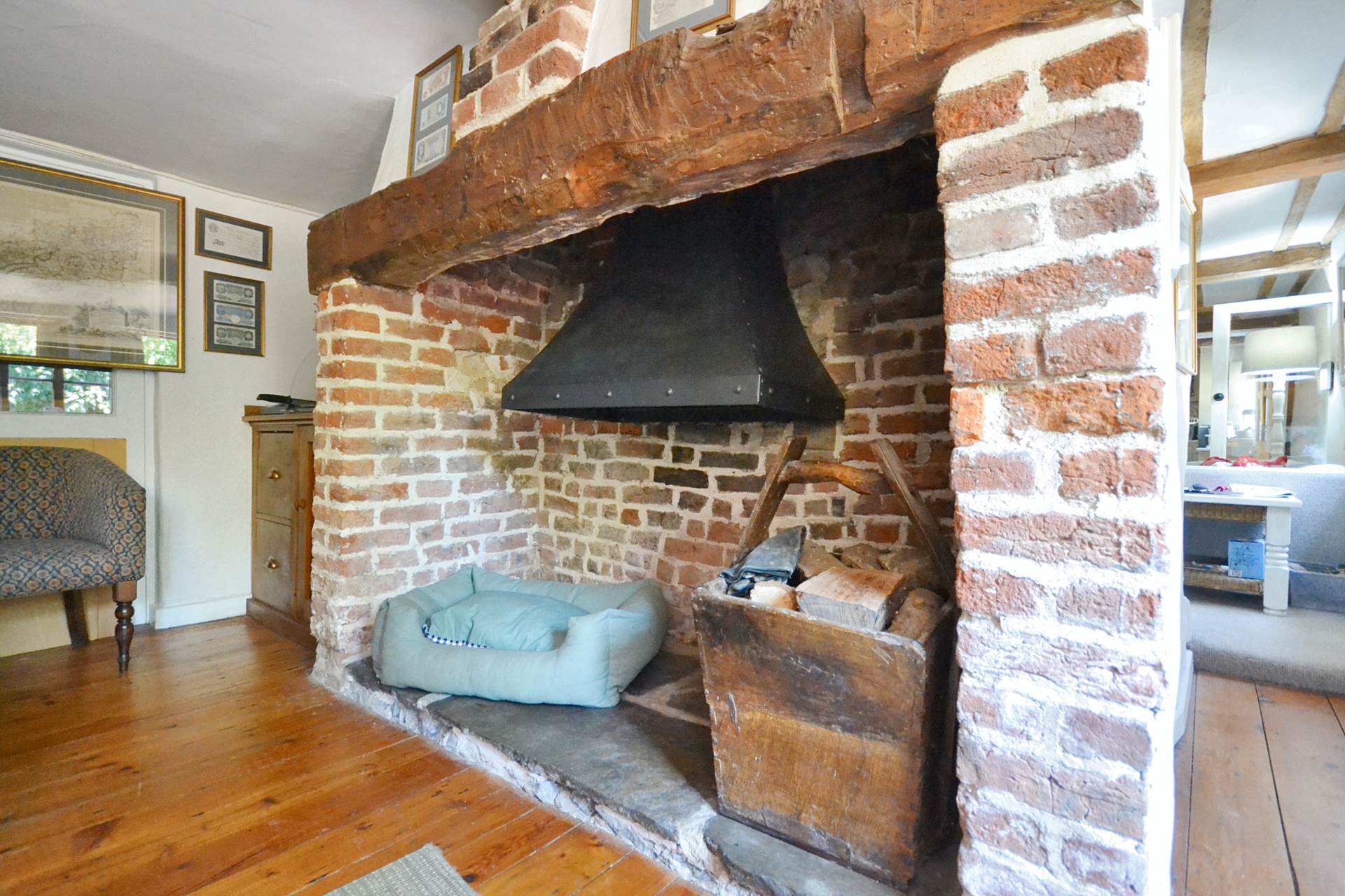 The Cross, Ripple, Tewkesbury. Gloucestershire, Image 18