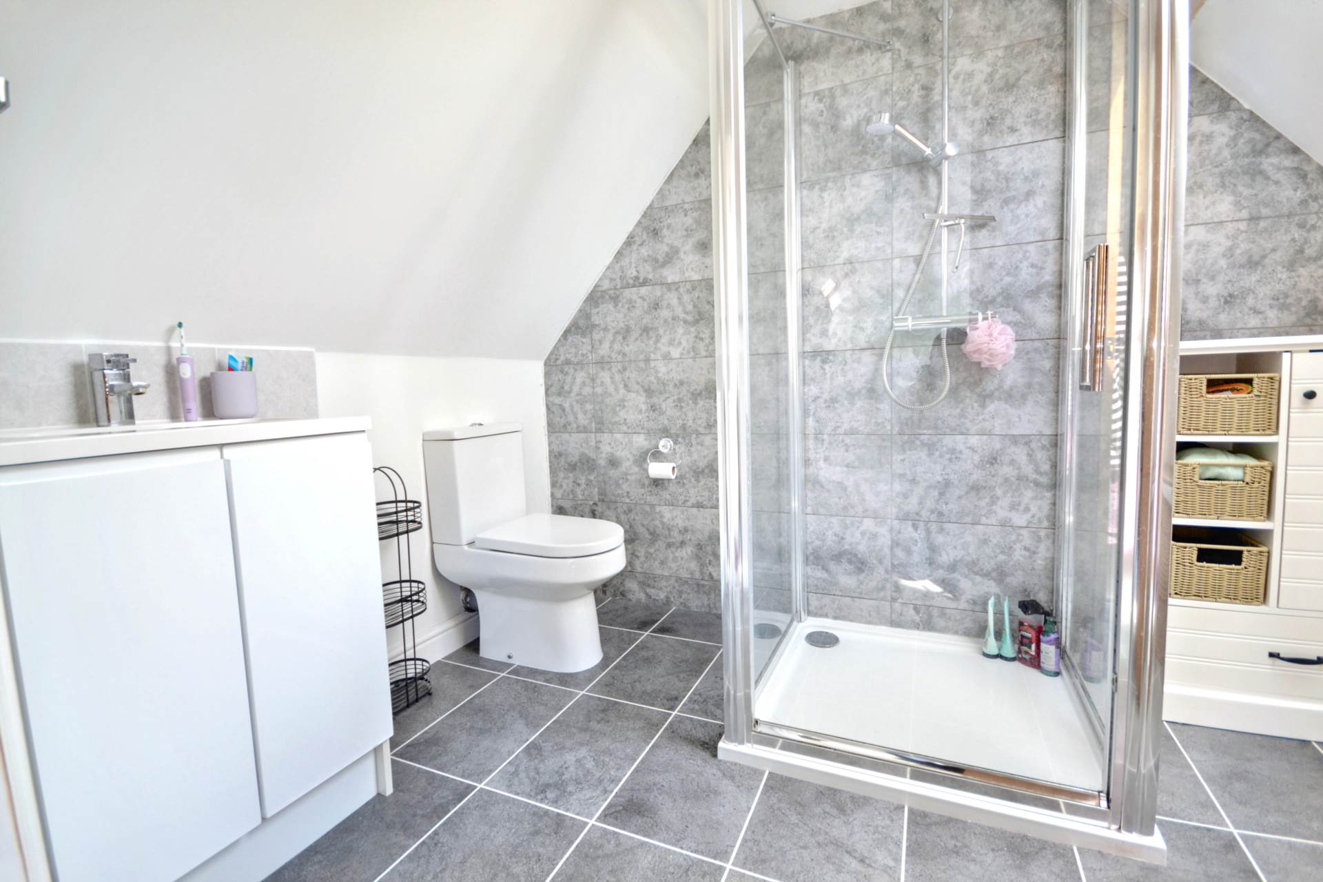 Orchard Close, Bredon, Tewkesbury, Gloucestershire, Image 17